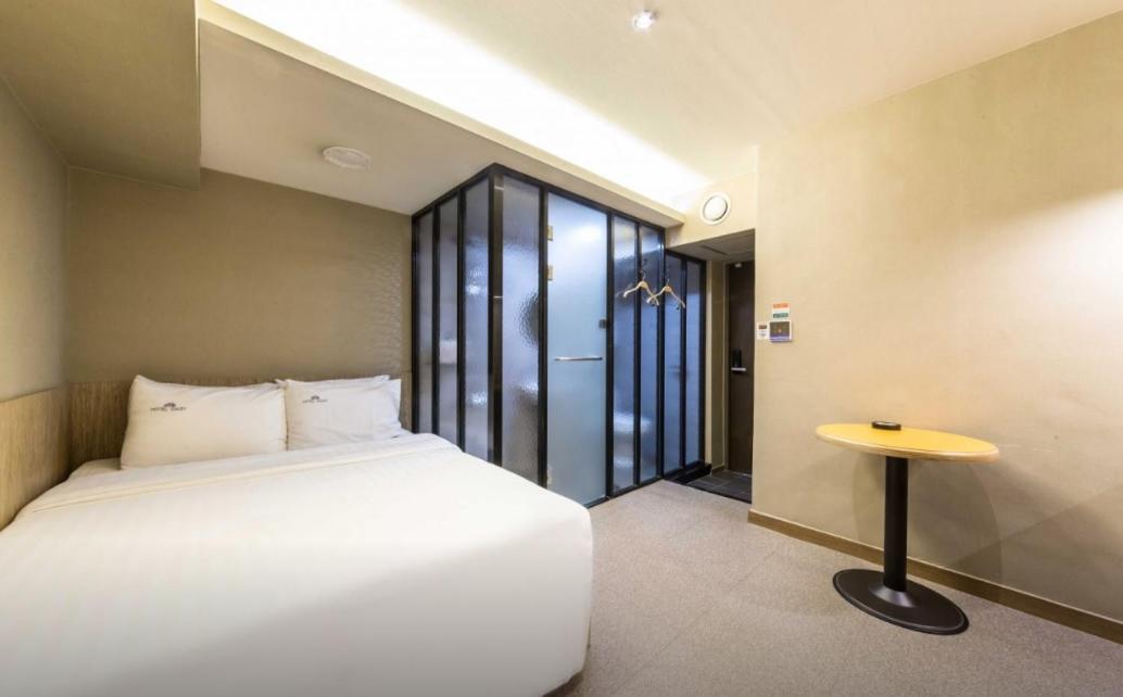 Hotel Daisy Seoel Buitenkant foto